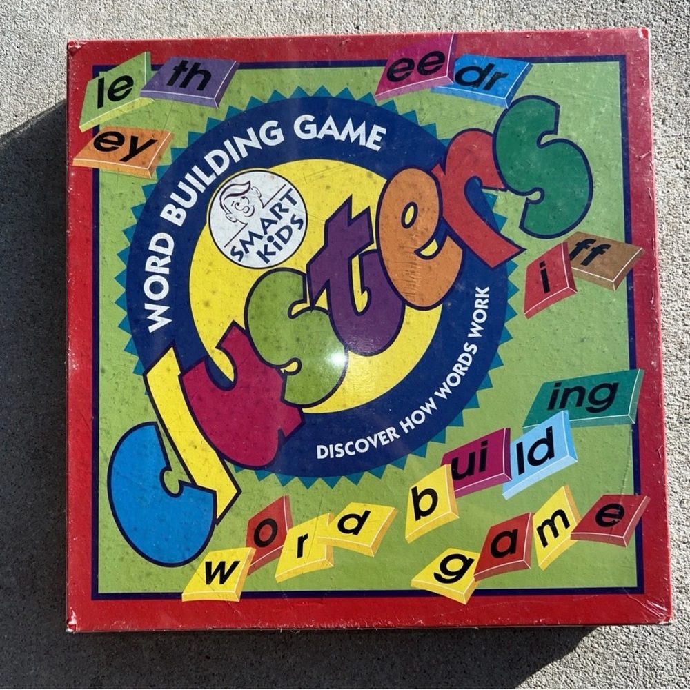 Smart Kids: Clusters Word Building Game - Vibrant Red, Blue, Green